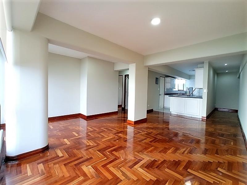 Departamento en Venta Frente al Mar en Miraflores 2 Dormitorios $235,000 A.C. 95 mt.