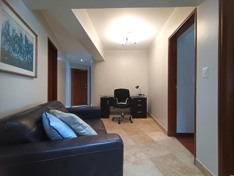 Exclusivo Departamento en Malecon Miraflores Frente al Mar en Venta 3 Dorm. A.C. 184 mt.