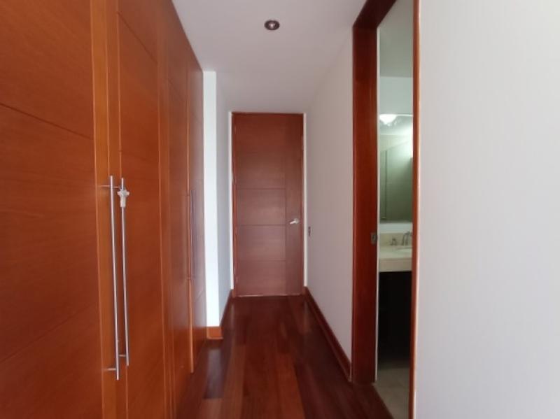 Pent-house Dúplex en Alquiler Zona Exclusiva San Isidro 4 Dormitorios $5,500 A.C. 410 mt.