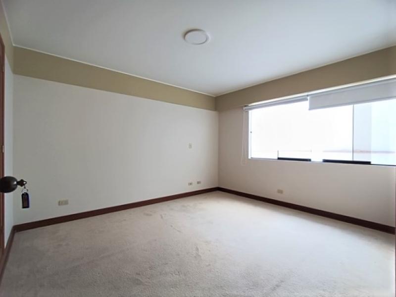 Dpto. en Venta CHACARILLA  Surco Zona Exclusiva 3 Dorm. A.C. 214.40 $350,000