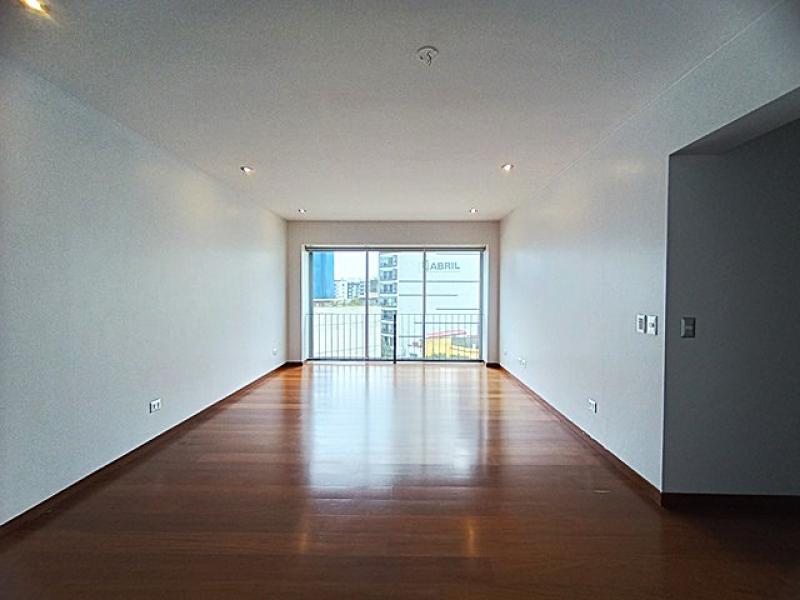 Departamento en Alq. en el Corazón de Miraflores 3 Dormitorios $1,150 A.C. 111 mt.