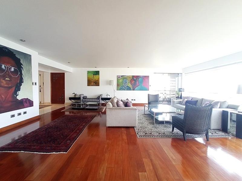 Departamento en Alquiler en San Isidro Finos Acabados 4 Dormitorios $2,900 A.C. 370 mt.