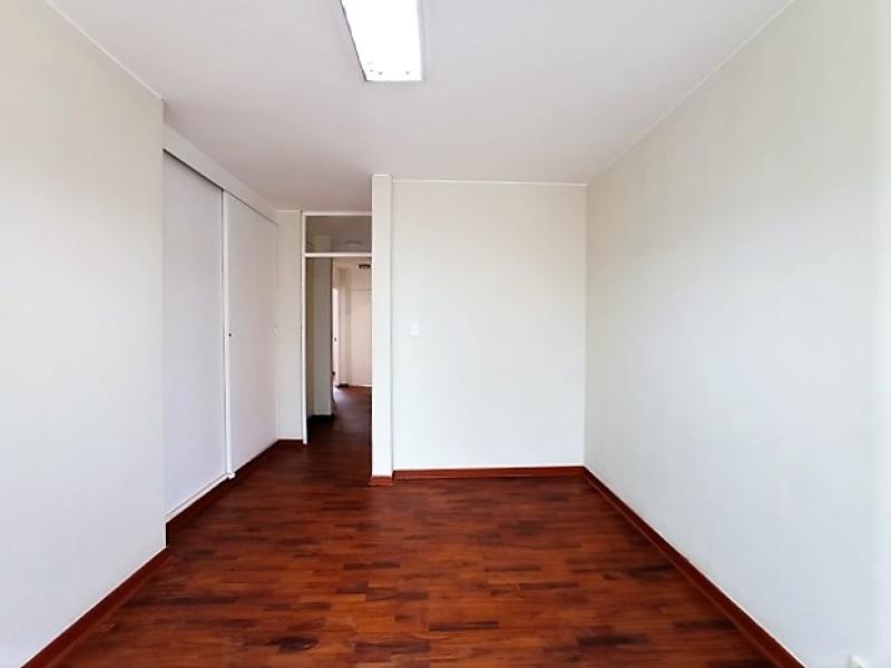 Casa Ideal oficina Administrativa Puerta Cerrada en Alquiler Urb. Santa Rita Surco $2,200