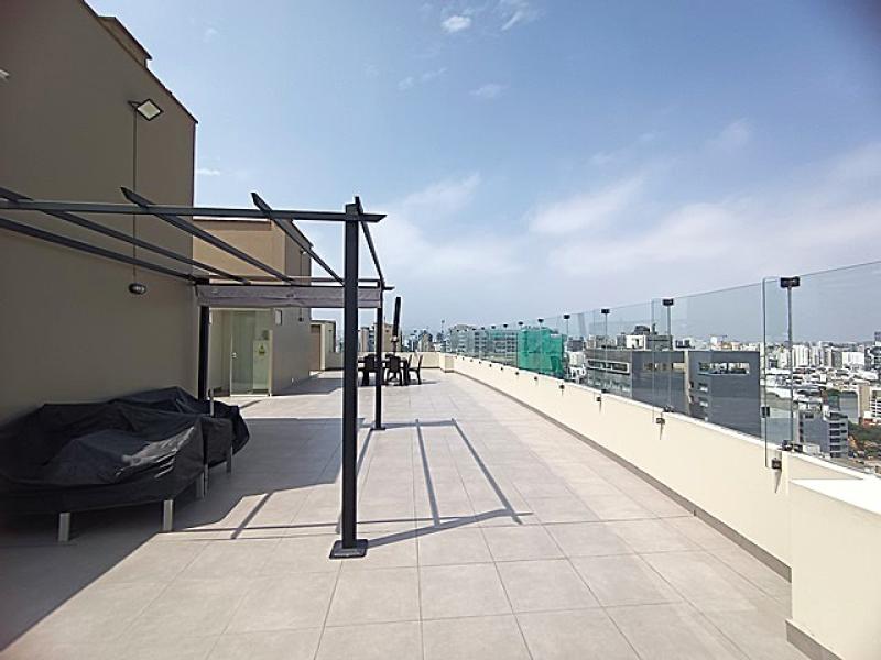 Dpto. en Venta Miraflores áreas Comunes 2 dormitorios + escritorio $210,000 AC. 89 mt.