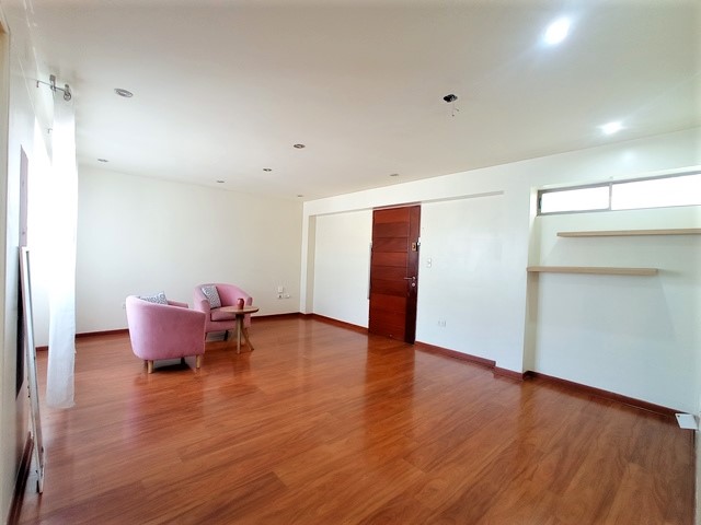 Oportunidad Dpto. Funcional y Céntrico en Lince Limite con San Isidro 3 Dorm. A.C 83 mt,
