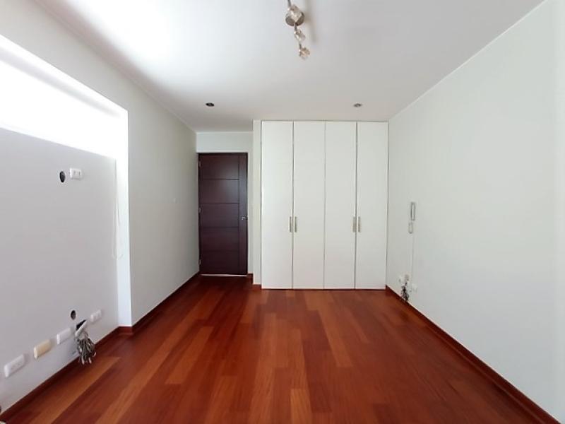 Pent-house Dúplex en Alquiler Urb. Chacarilla Surco Frente a Parque 4 Dormitorios $2,700