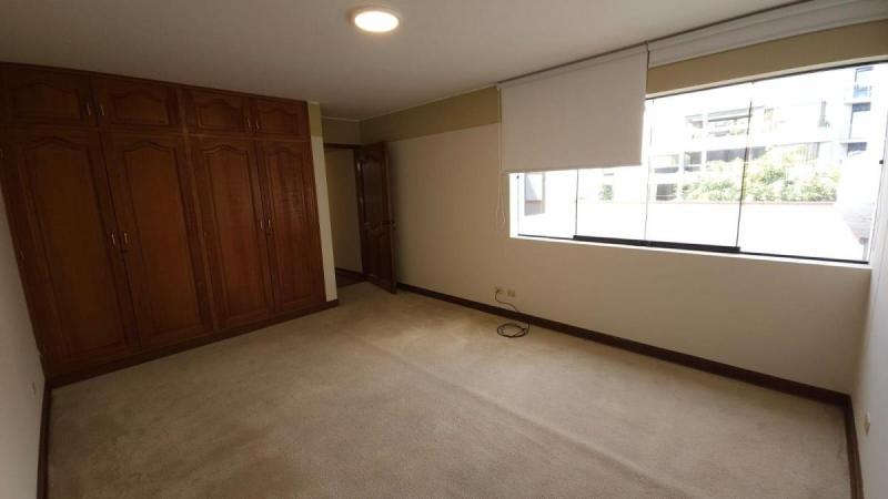 Departamento en Alquiler en Chacarilla Surco Zona Exclusiva 3 Dorm. A.C. 241.40