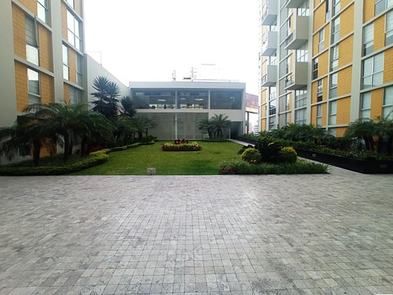 Departamento en Alquiler en Miraflores 1er. Piso 2 Dormitorios $900  A.O 118 mt.