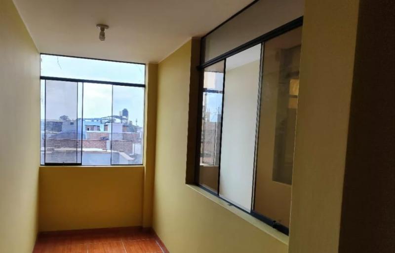 Departamento en Venta en Lima Cercado 3 Dormitorios A.C. 147 $115,000