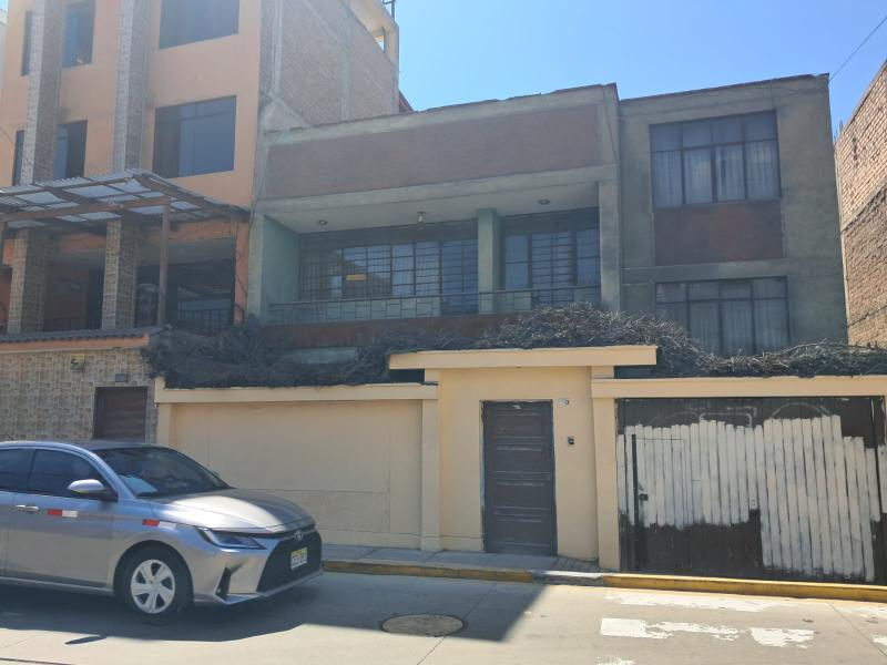 Casa como Terreno en Urb. Miramar San Miguel A.T. 383.2 $574,800