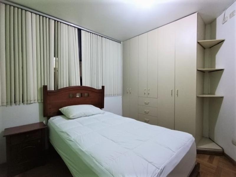 Dpto. Alquiler Amoblado en Paseo del Bosque San Borja 3 Dorm. cochera $900