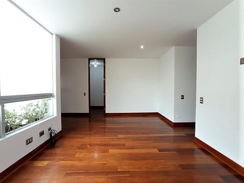 Pent-house Dúplex Venta Zona Exclusiva de San Isidro 4 Dormitorios $1,100,000 A.O 500 mt.