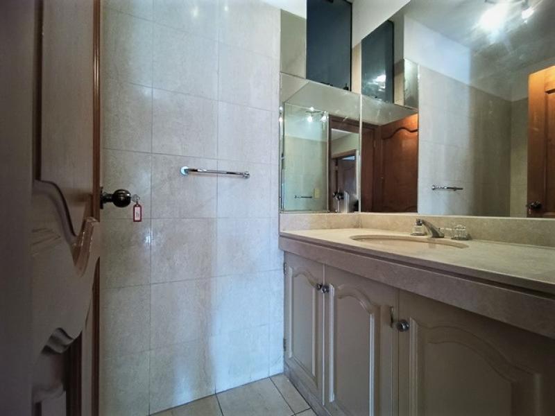 Dpto. en Alq. CHACARILLA - Surco Zona Exclusiva 3 Dorm. A.C. 241.40  $1,800