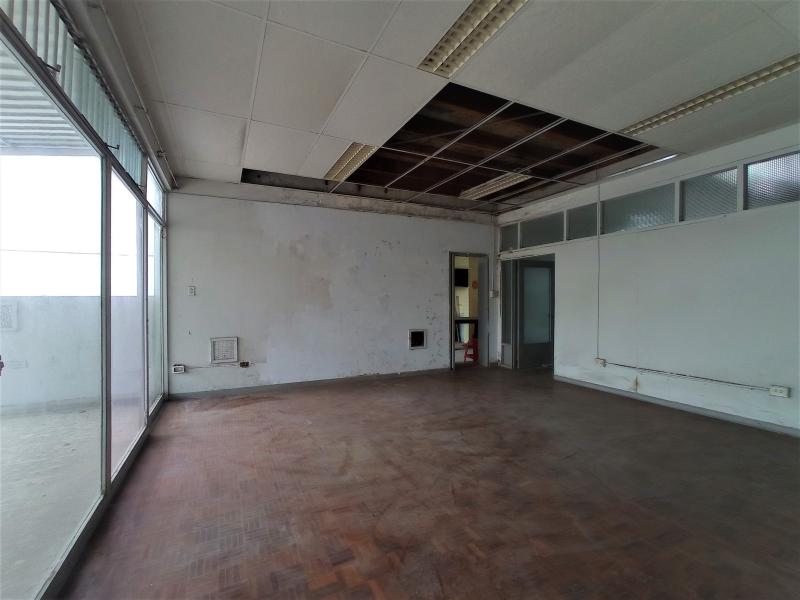 Casa como Terreno en Venta Urb. El Palomar San Isidro Zonificación 7 Pisos $819,000