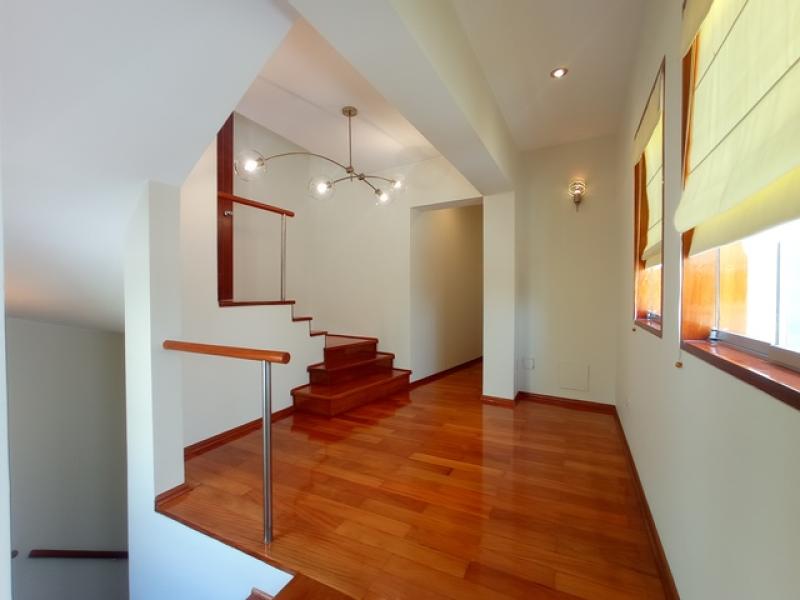 Estupendo Pent-house Triplex en Alquiler en Barranco 4 Dorm. $3,300 A.O. 480 mt.