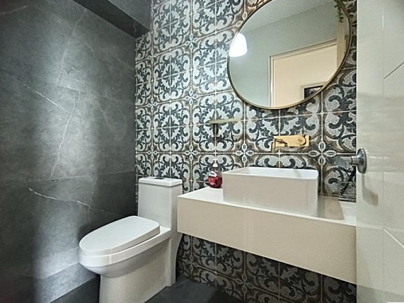 Pent-house Dúplex en Alquiler Amoblado de Lujo Vista Lateral al Mar $2,500 A.O. 260 mt.