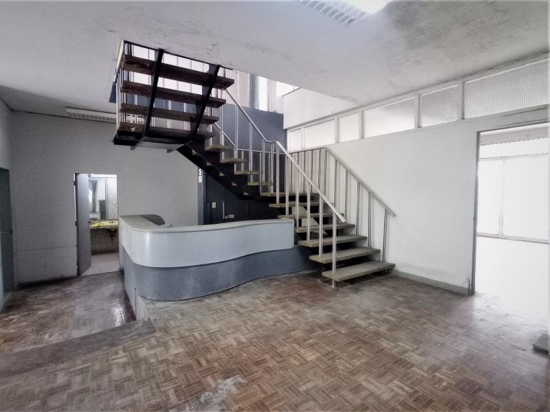 Casa como Terreno en Venta Urb. El Palomar San Isidro Zonificación 7 Pisos $819,000