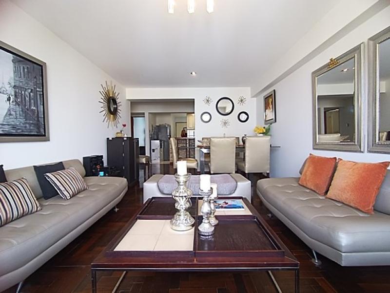Dpto. en Venta Miraflores áreas Comunes 2 dormitorios + escritorio $210,000 AC. 89 mt.