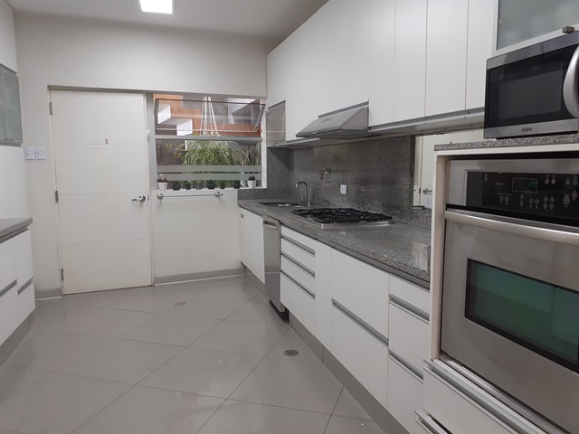 Casa en Alquiler Urb. Cerros de Camacho Surco Condominio 3 Dormitorios $2,500 A.T  400 mt.