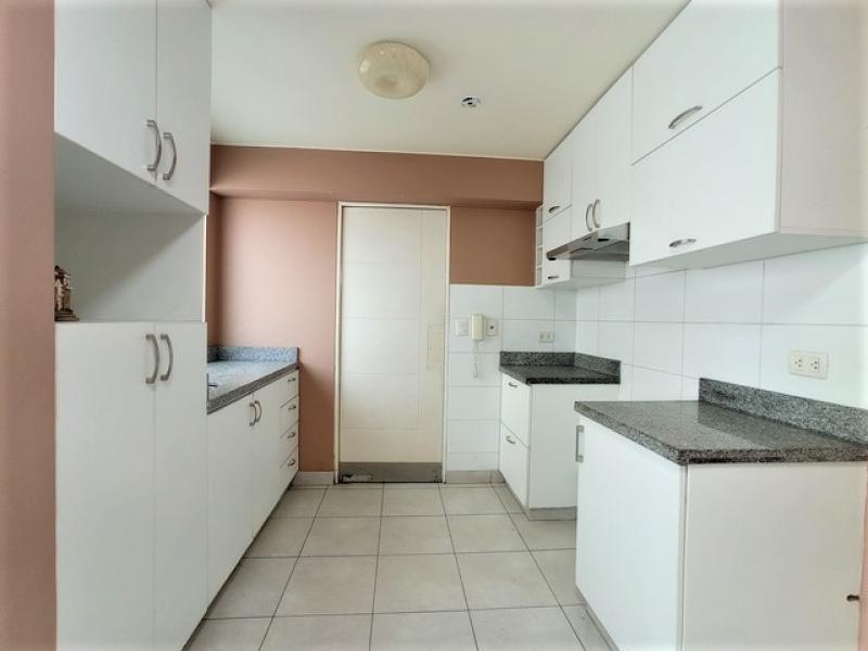 Oportunidad Dpto. Funcional y Céntrico en Lince Limite con San Isidro 3 Dorm. A.C 83 mt,
