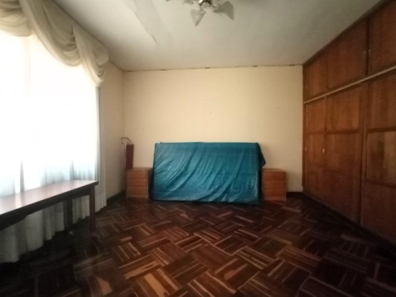 Casa en Venta en Urb. Las Gardenias Surco 1 Planta 3 Dormitorios $460,000 A.T. 300 mt.