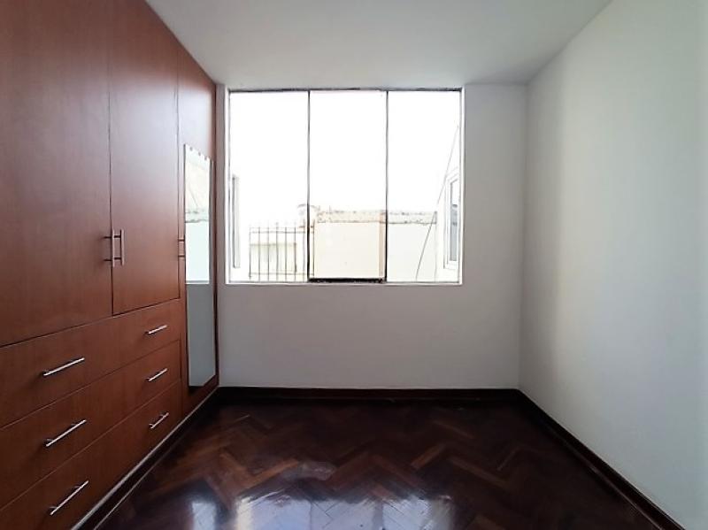 Departamento en Alquiler San Borja Vista Exterior 3 dormitorios $800 A.C. 85 mt.