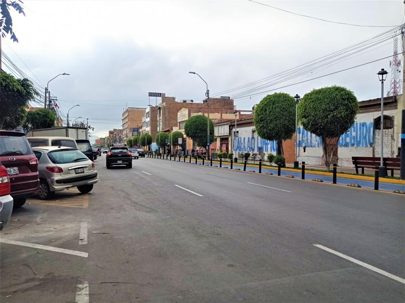 Terreno en Venta Sáenz Peña Callao Zonificación Comercial  Para 7 Pisos