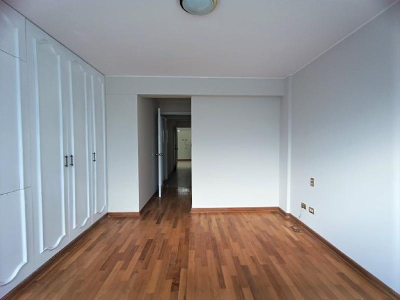 Pen-house Dúplex en Vta. Chacarilla Surco Piscina 4 Dorm. A.O. 290 mt.