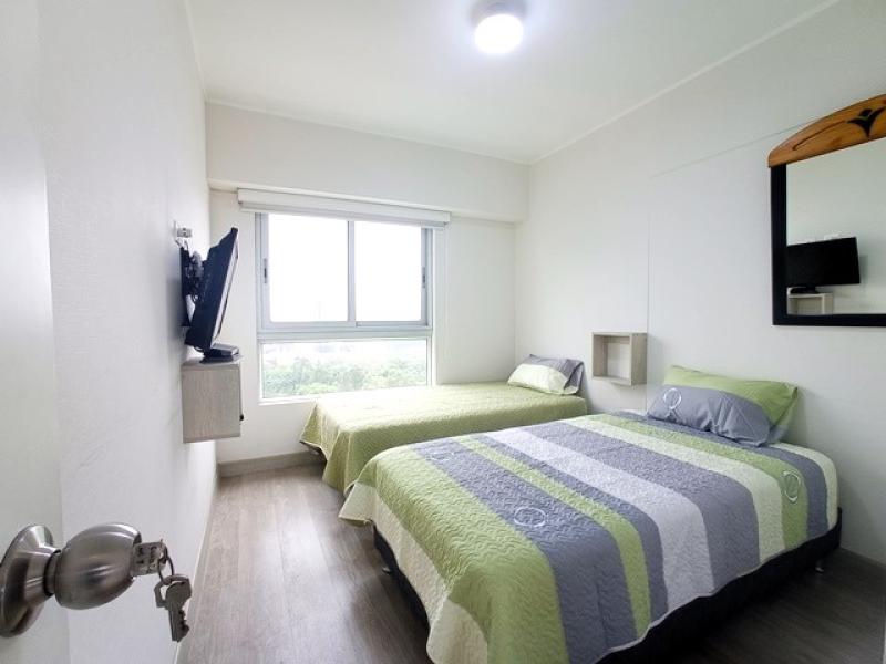 Departamento en Alquiler en Miraflores con Áreas Comunes 3 Dormitorios $1,500 A.C. 120 mt.