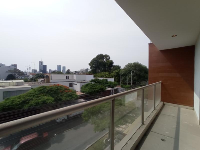 Departamento en Alquiler en San Isidro Limite con San Borja 3 Dormitorios $1,500 A.O 176 m