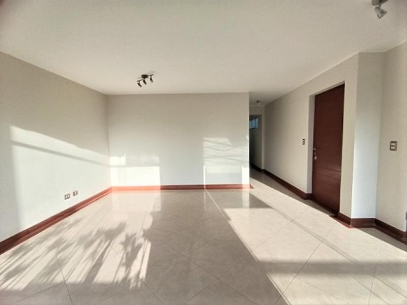 Pen-house Dúplex en Vta. Chacarilla Surco Piscina 4 Dorm. A.O. 290 mt.