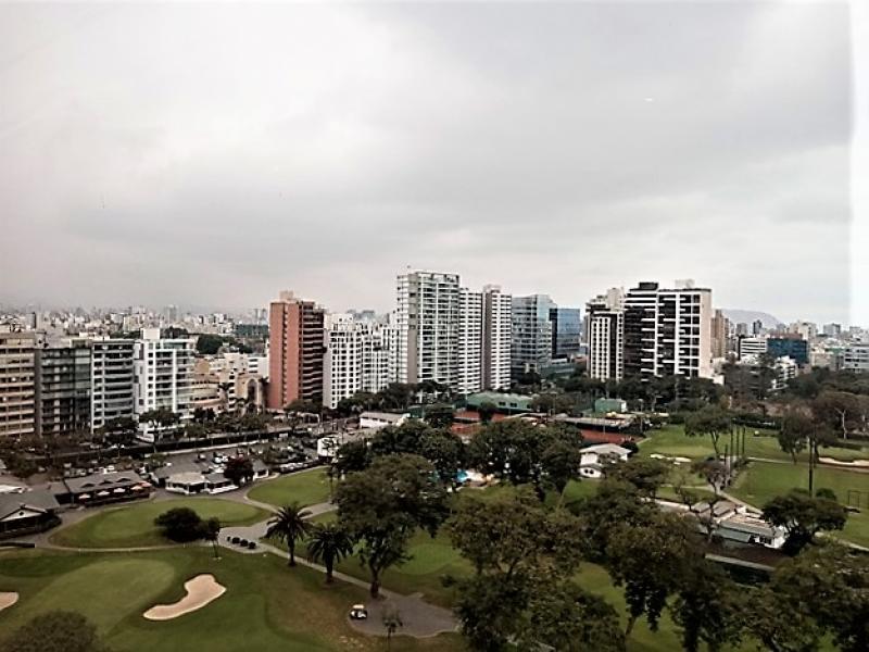 Departamento Frente al Club El Golf de San Isidro en Venta Impecable 250 mt. 3.5 baños