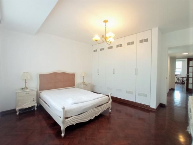 Departamento en Alquiler Amoblado en San Isidro 3 Dormitorios A.C 160 mt. $1,800