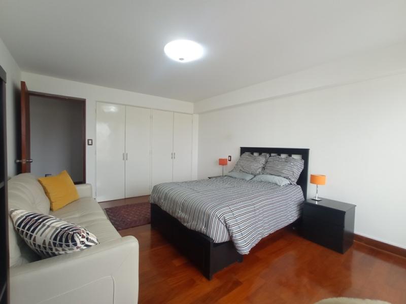 Departamento en Alquiler en San Isidro Finos Acabados 4 Dormitorios $2,900 A.C. 370 mt.