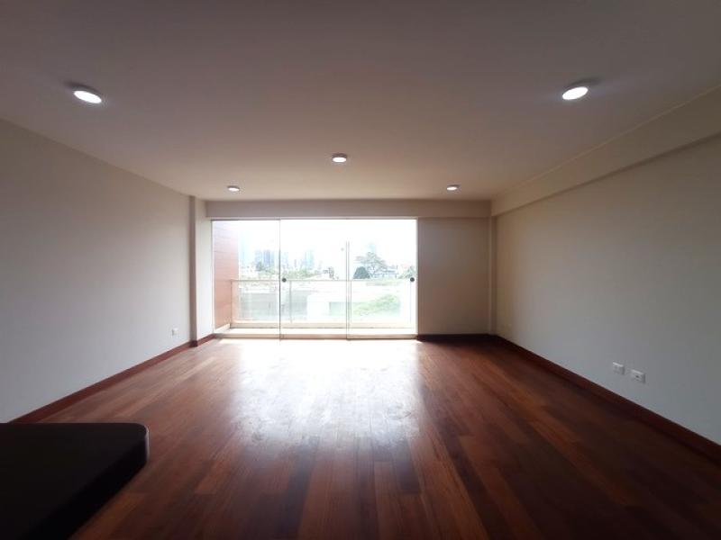 Departamento en Alquiler en San Isidro Limite con San Borja 3 Dormitorios $1,500 A.O 176 m