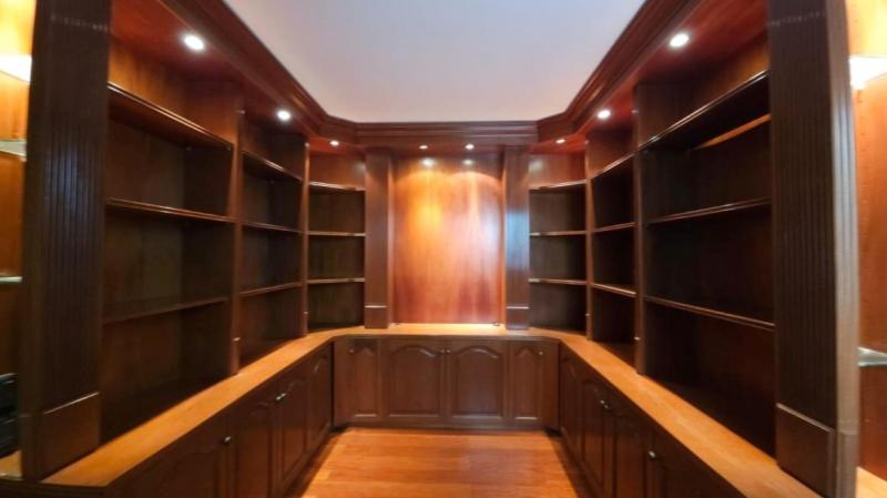 Departamento en Alquiler en Chacarilla Surco Zona Exclusiva 3 Dorm. A.C. 241.40