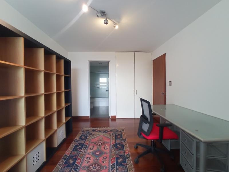 Departamento en Alquiler en San Isidro Finos Acabados 4 Dormitorios $2,900 A.C. 370 mt.