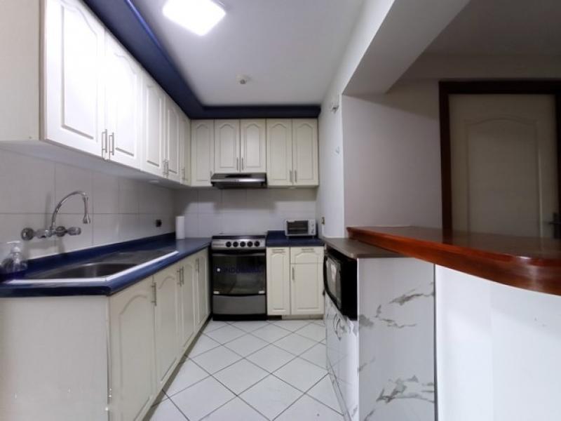 Departamento Venta Miraflores Vista Exterior 2 dormitorios + escritorio $184,000 AC100 mt.