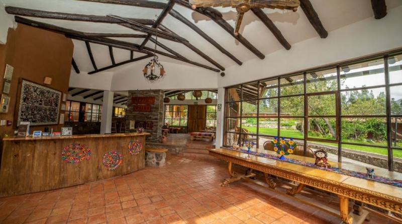 Excelente Hotel en Venta Urubamba Cusco Ambientes Cómodos 2,475,000 A.T. 5,500