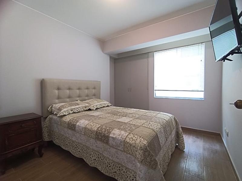 Departamento Amoblado/Equipado Areas Comunes en San Isidro 2 Dorm. Escritorio $1,100
