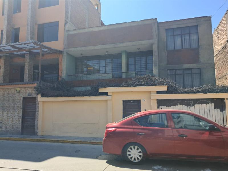 Casa como Terreno en Urb. Miramar San Miguel A.T. 383.2 $574,800