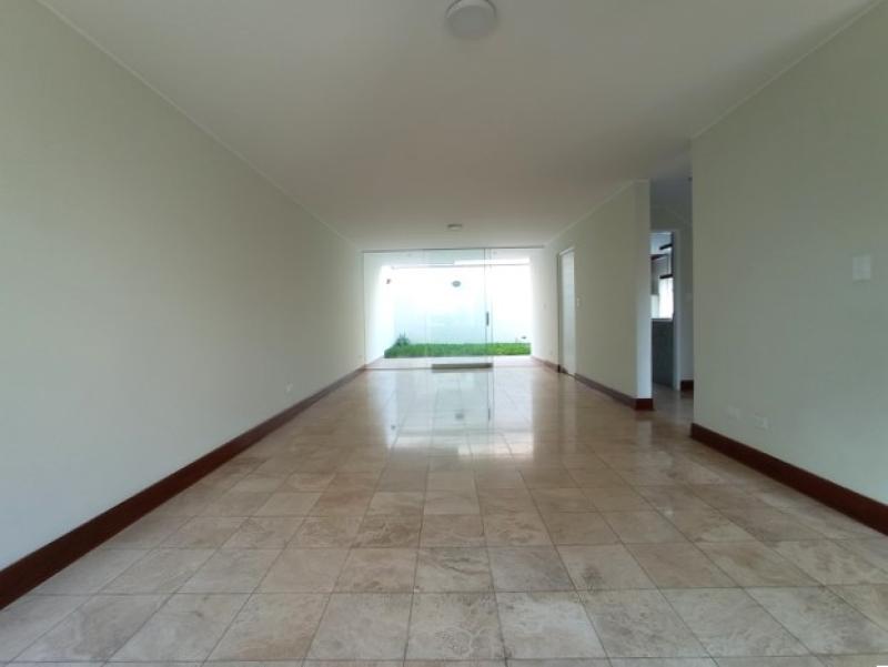 Casa en Condominio en Venta en Chacarilla Surco 4 Dormitorios $499,000 A.T. 149.68  mt.