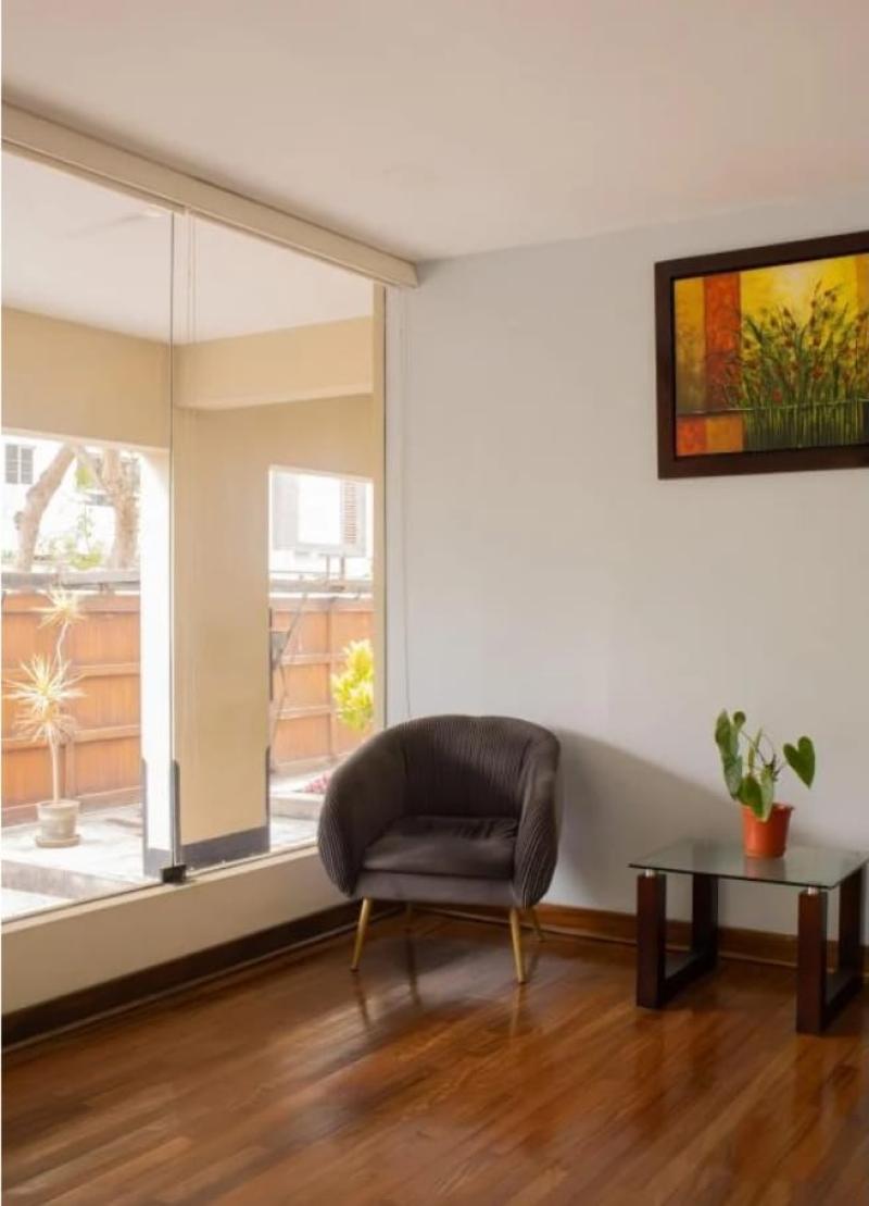 Departamento en Alquiler en Miraflores cerca al Malecón 3 Dormitorios $1,050 A.C. 90 mt.