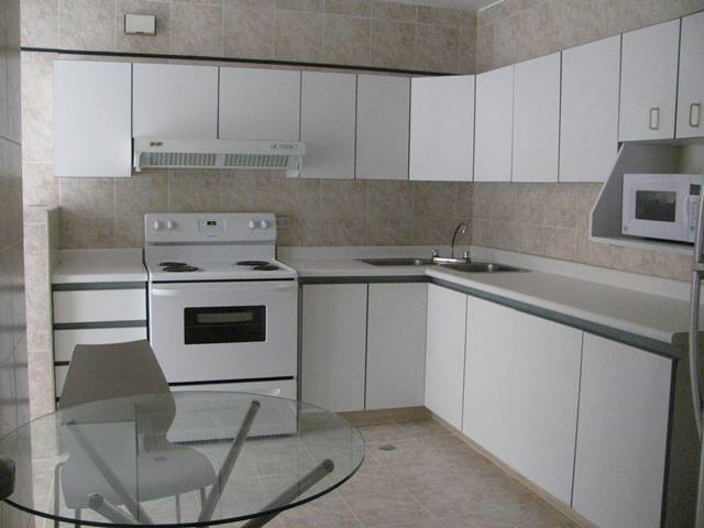 Departamento en Alquiler en Malecón Frente al Mar y Vista a la Bahía 3 Dorm.