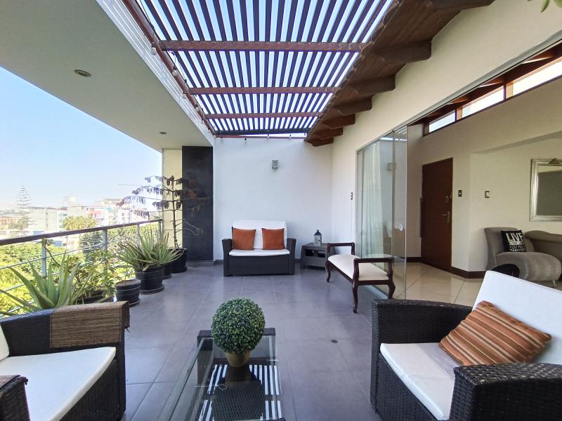 Pent-house Dúplex en Alquiler San Borja 4 dormitorios 3.5 Baños $2,000 A.O 254.72