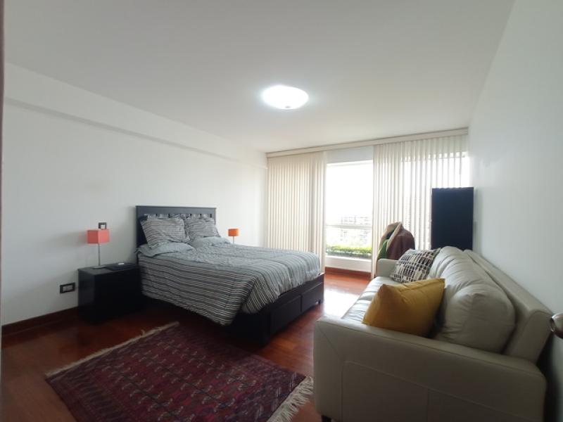 Departamento en Alquiler en San Isidro Finos Acabados 4 Dormitorios $2,900 A.C. 370 mt.