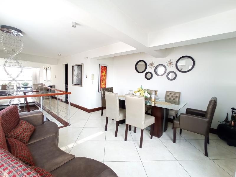 Pent-house Dúplex en Alquiler San Borja 4 dormitorios 3.5 Baños $2,000 A.O 254.72