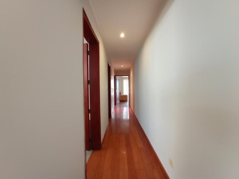 Dpto. en Vta. Zona Exclusiva de Chacarilla Surco 3 Dorm. $369,000 A.C. 198 MT.